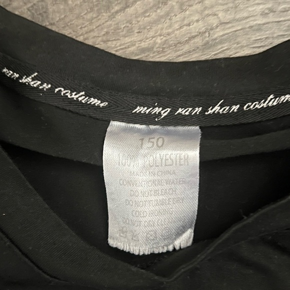 Chicago Basketball Skeleton Graphic Tee – Youth L (150) – Streetwear Style EUC - Picture 2 of 3